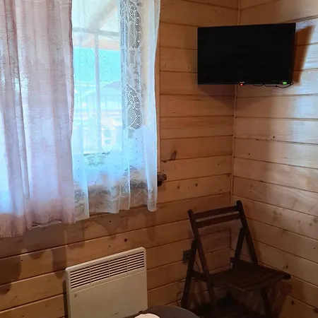 Pisnya Karpat * Skole