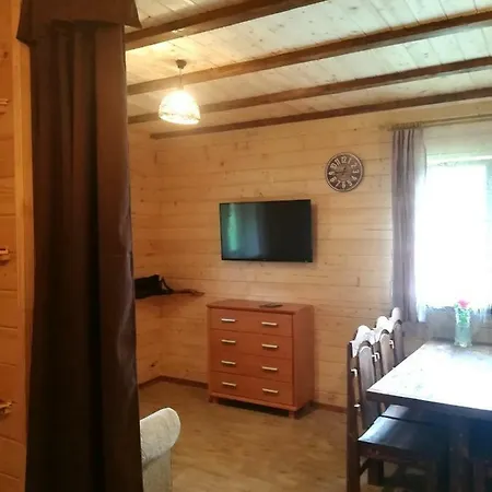 Pisnya Karpat * Skole