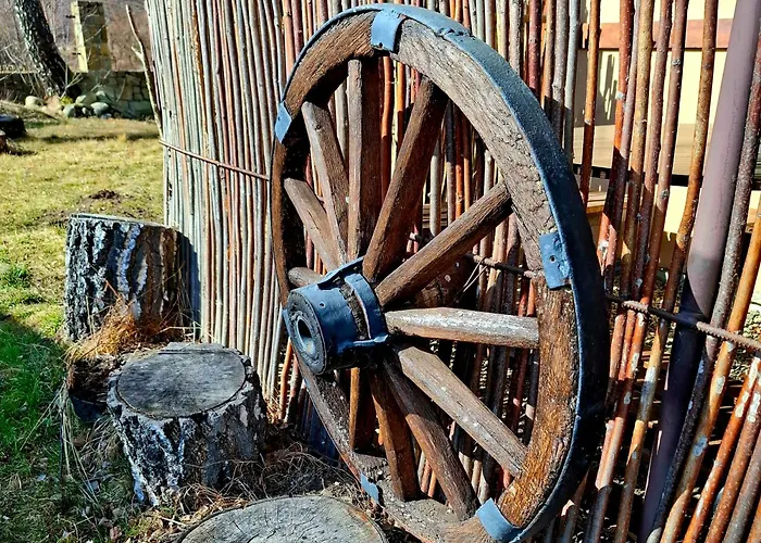 Pisnya Karpat