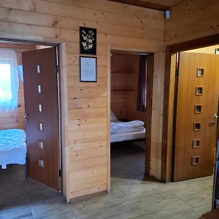 Pisnya Karpat Casa de Férias *
