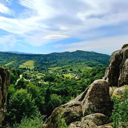 Pisnya Karpat Casa de Férias
